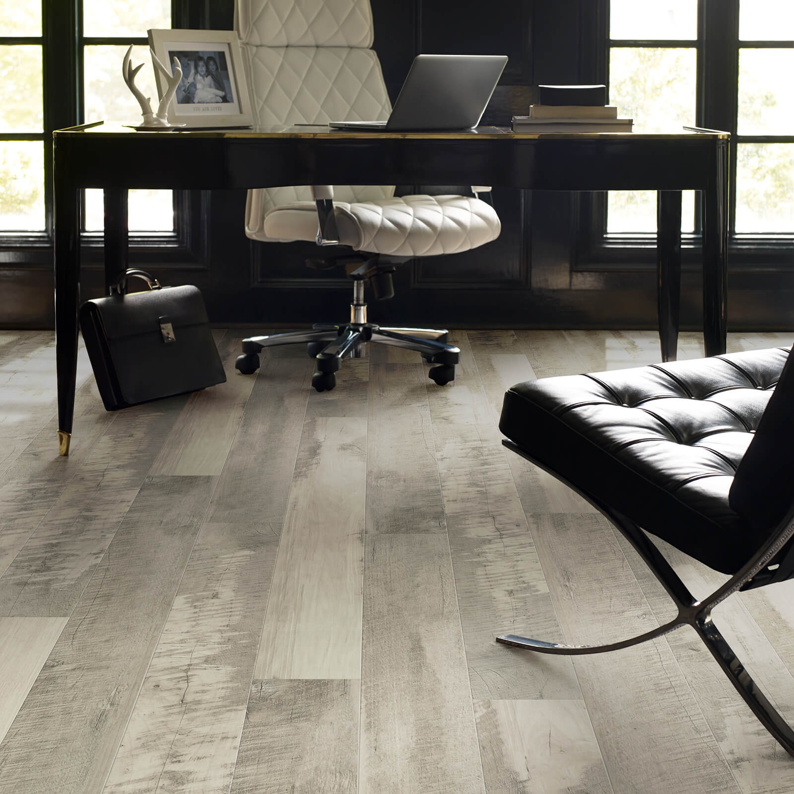 Gray laminate flooring | Bergmann Interiors